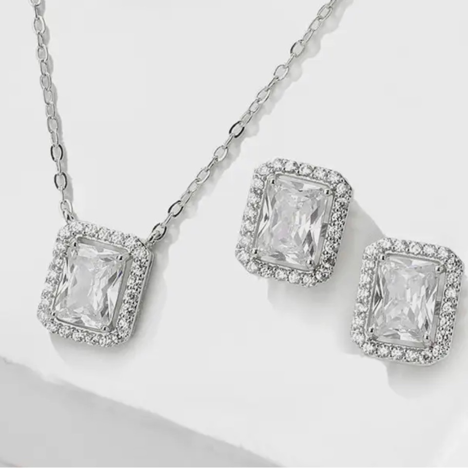 925 Silver Overlay Made With Swarovski Crystals Pendant Necklace Set 58$
